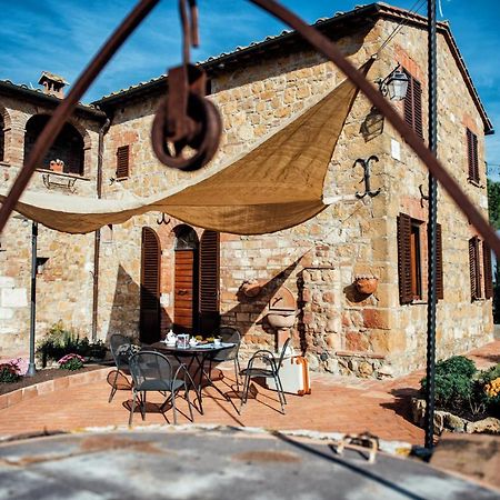Agriturismo Palazzo Conti A Pienza Exterior photo